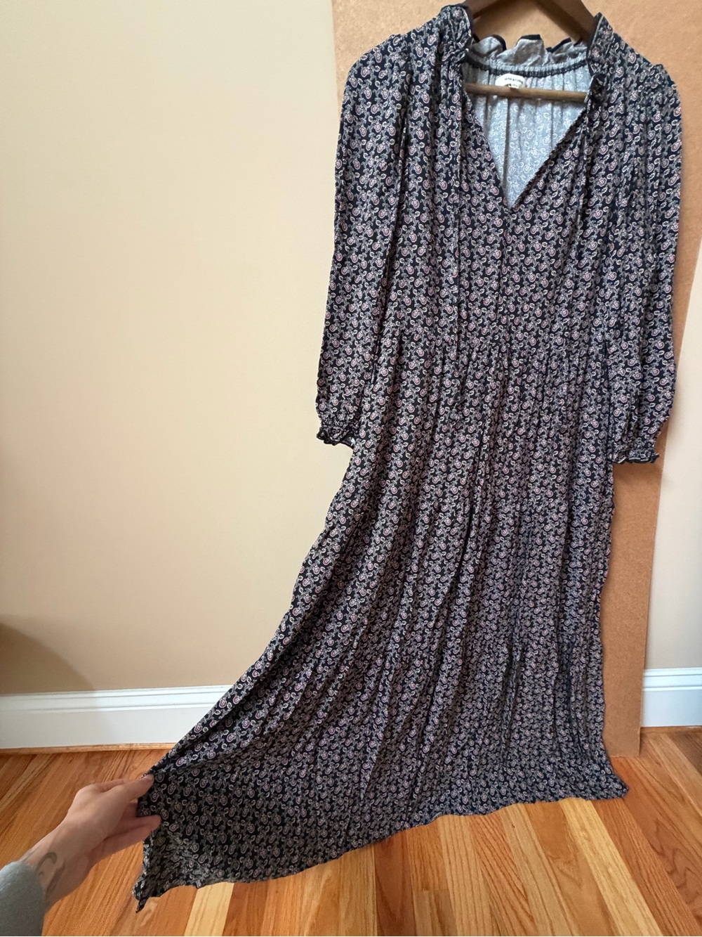 Max Studio Peasant Floral V-Neck Long Sleeve Maxi